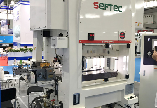 伺服午夜男女视频氣動放鬆與機械放鬆的差異