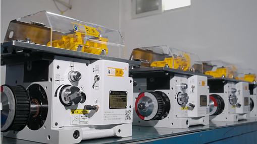 衝床午夜男女视频送料不準或偏料怎樣解決？